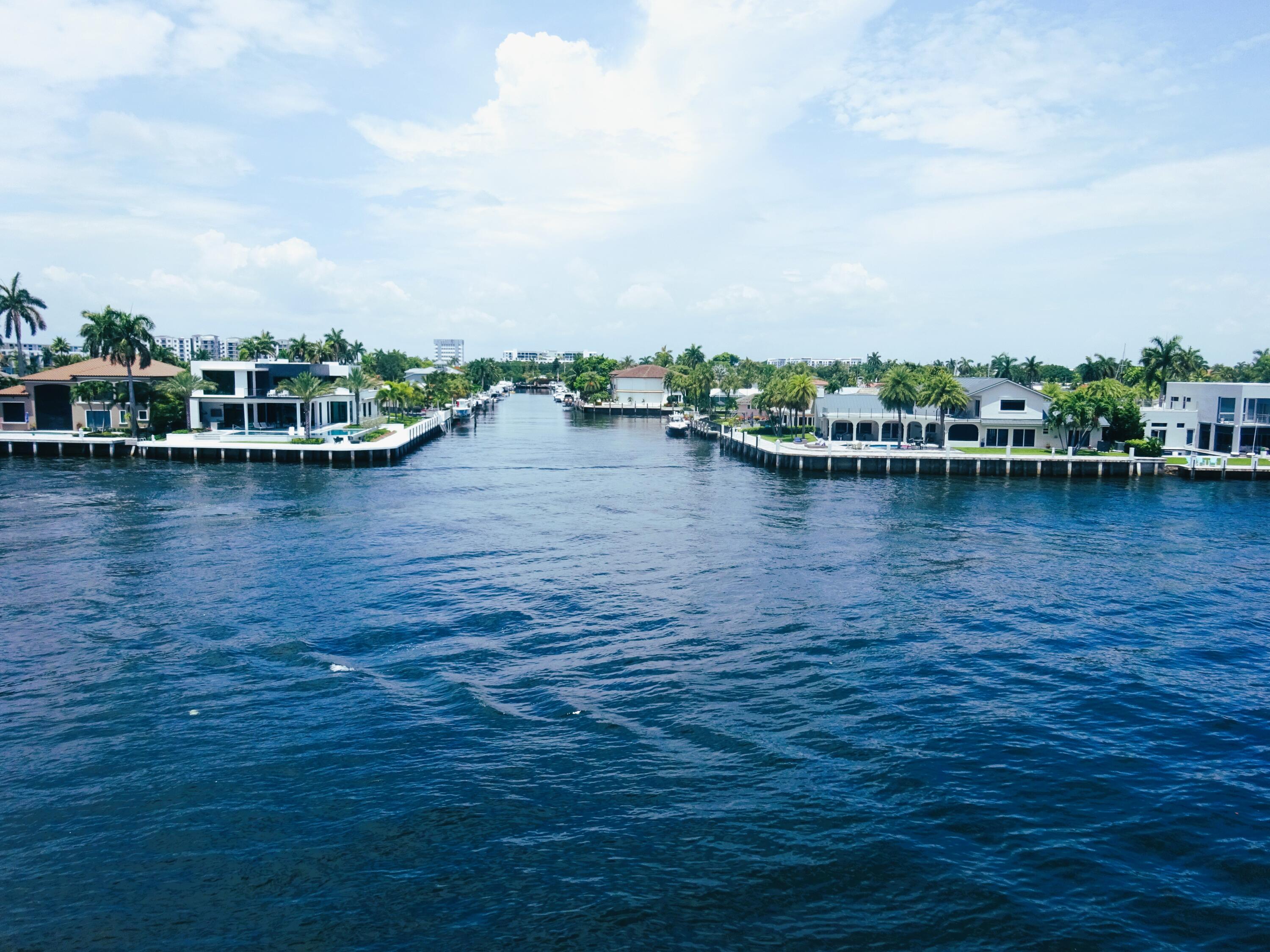 201 North Riverside Drive, Unit 303 Pompano Beach, FL 33062 - Photo 3 of 20 DSC02653