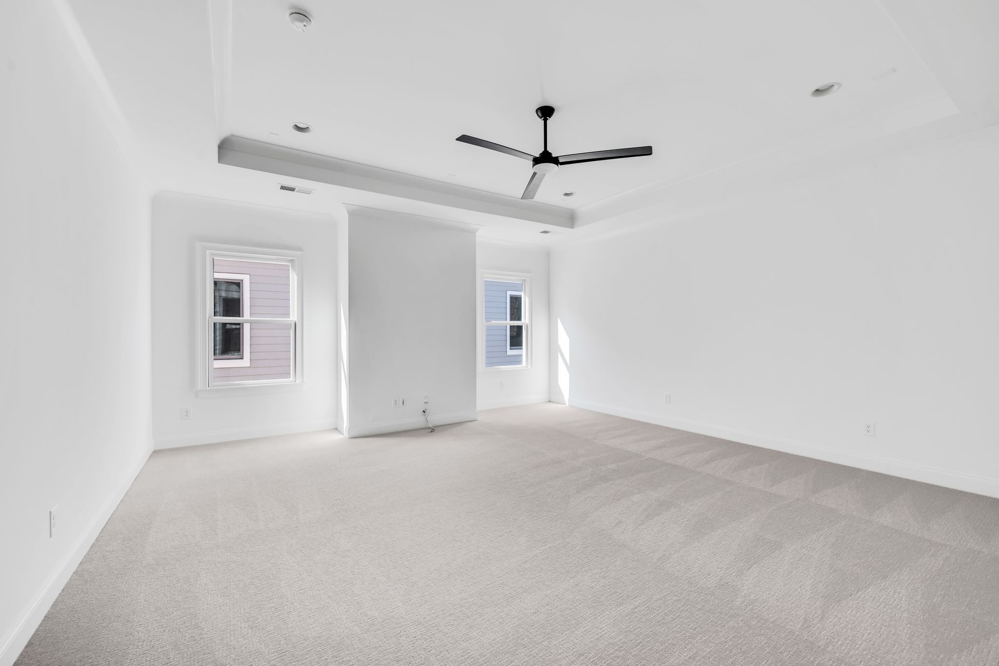 3008 Eliot Road Franklin, TN 37064 - Photo 38 of 53 en empty room with ceiling fan and window