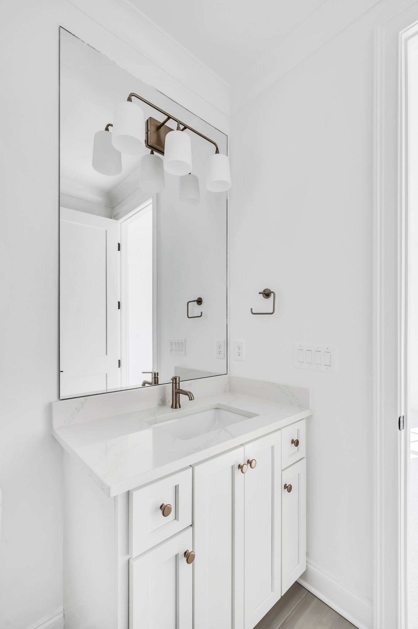 3008 Eliot Road Franklin, TN 37064 - Photo 39 of 53 a bathroom with a sink and a mirror