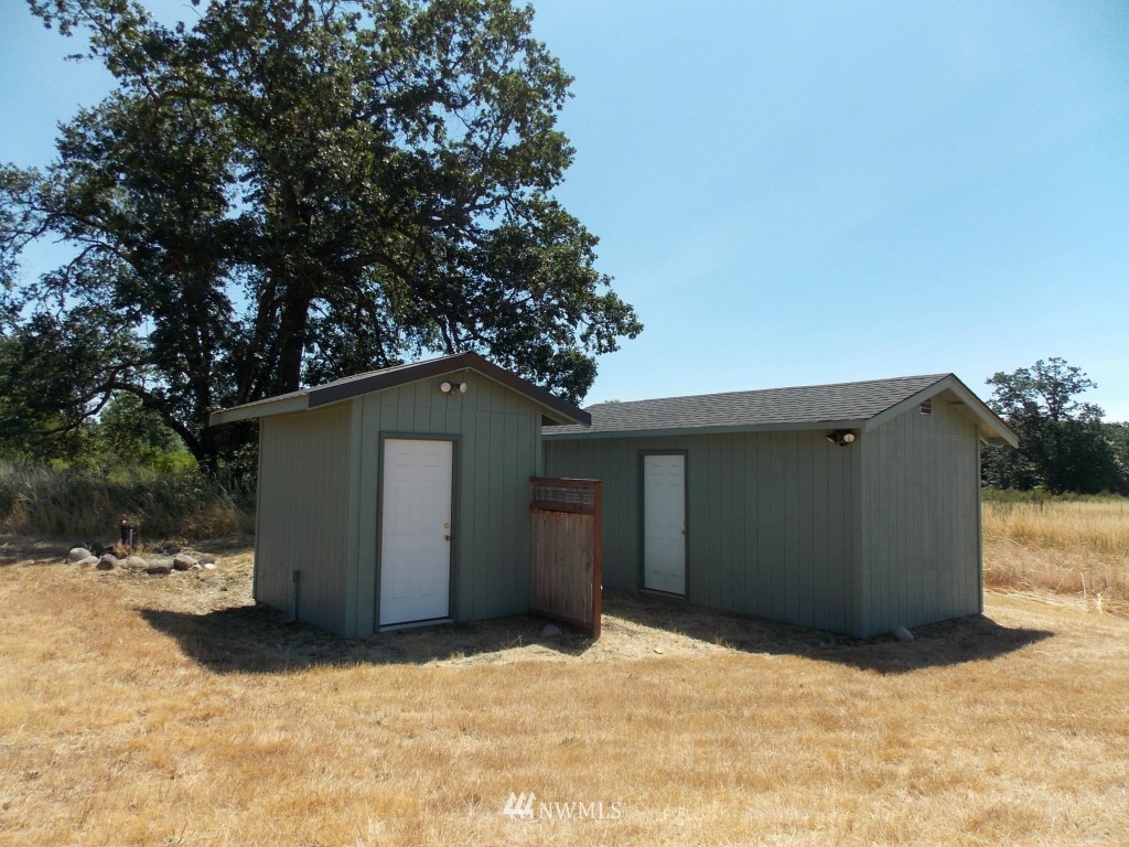 17630 Leitner Road Southwest Rochester, WA 98579 - Photo 15 of 25