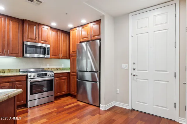 $460,000 | 5450 East Deer Valley Drive, Unit 1214, Phoenix, AZ 85054