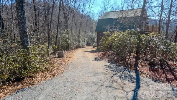 $359,000 | 508 Griffin Mountain Lane, Franklin, NC 28734