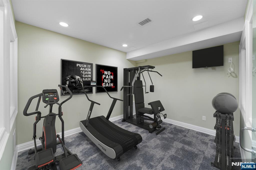 24 Tulip Tree Lane Alpine, NJ 07620 - Photo 45 of 50