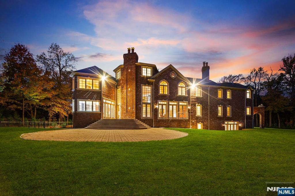 24 Tulip Tree Lane Alpine, NJ 07620 - Photo 47 of 50