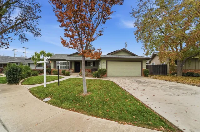 $559,900 | 365 Birchwood Court, Modesto, CA 95350