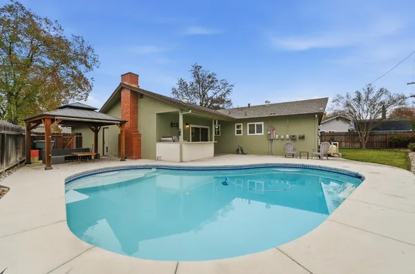 $549,900 | 365 Birchwood Court, Modesto, CA 95350