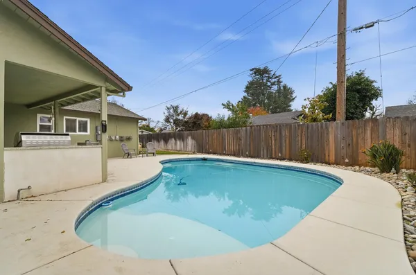$549,900 | 365 Birchwood Court, Modesto, CA 95350