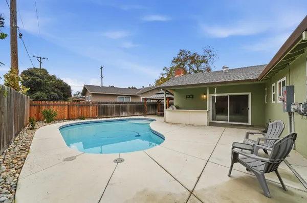 $549,900 | 365 Birchwood Court, Modesto, CA 95350