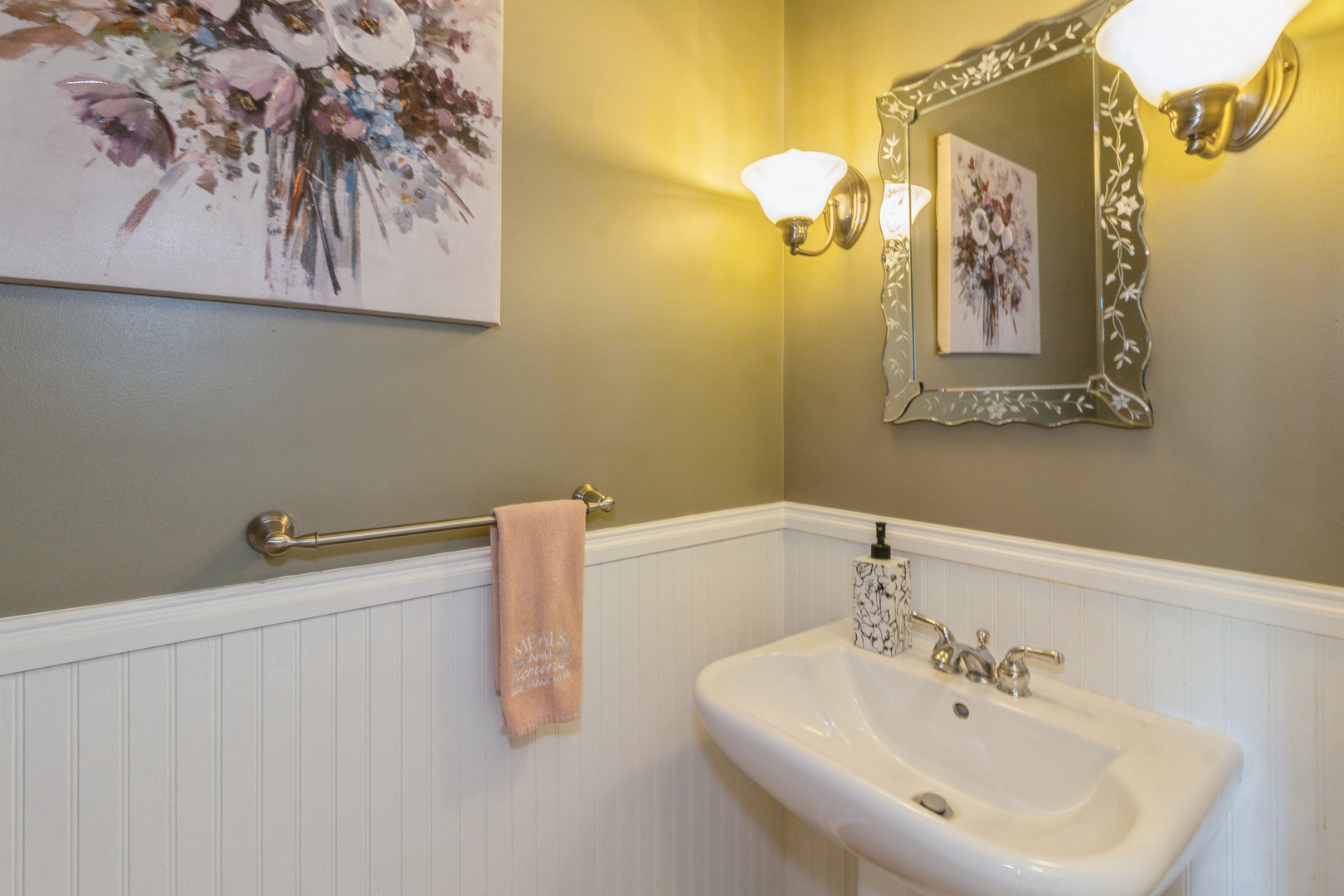 705 Queens Gate Circle Sugar Grove, IL 60554 - Photo 12 of 25 a bathroom with a sink and a mirror