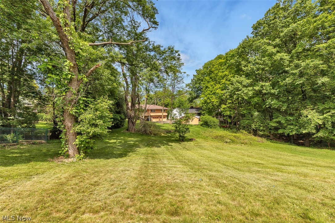 2429 Thurmont Road Akron, OH 44313 - Photo 7 of 44