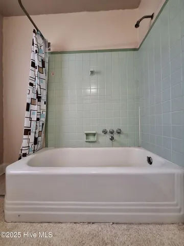 $1,600 | 2409 South Memorial Drive, Greenville, NC 27834