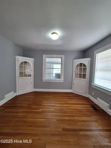 $1,600 | 2409 South Memorial Drive, Greenville, NC 27834