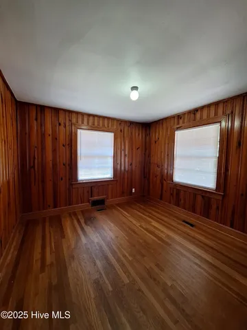 $1,600 | 2409 South Memorial Drive, Greenville, NC 27834