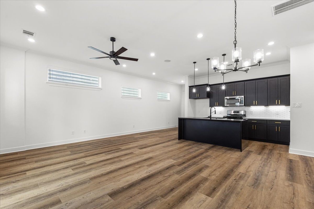 5014 Elizabeth City Street Houston, TX 77021 - Photo 4 of 25 Photos are from previous listings-renderings are similar
