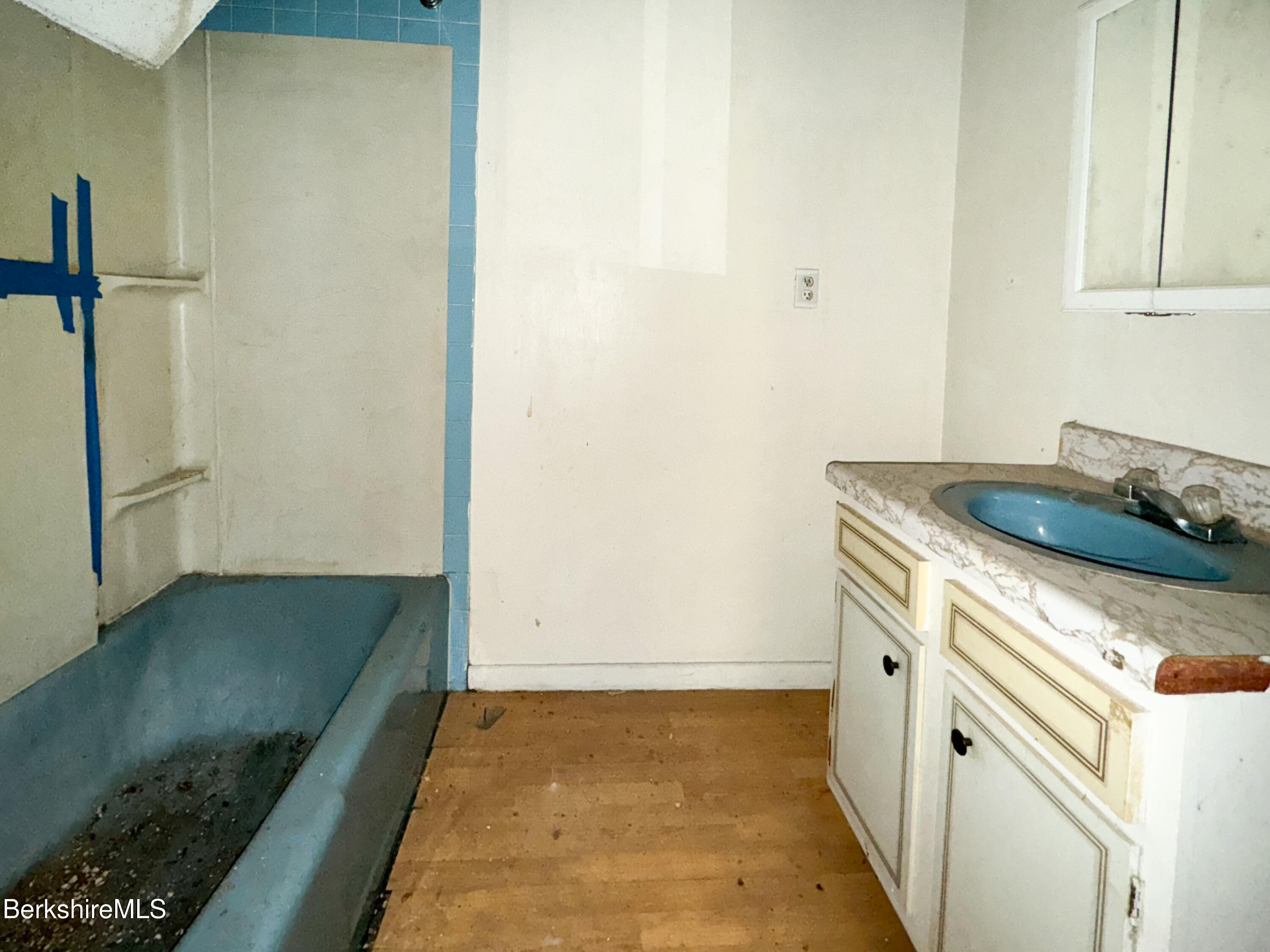 223 Elm Street Holyoke, MA 01040 - Photo 24 of 30 a view of utility room