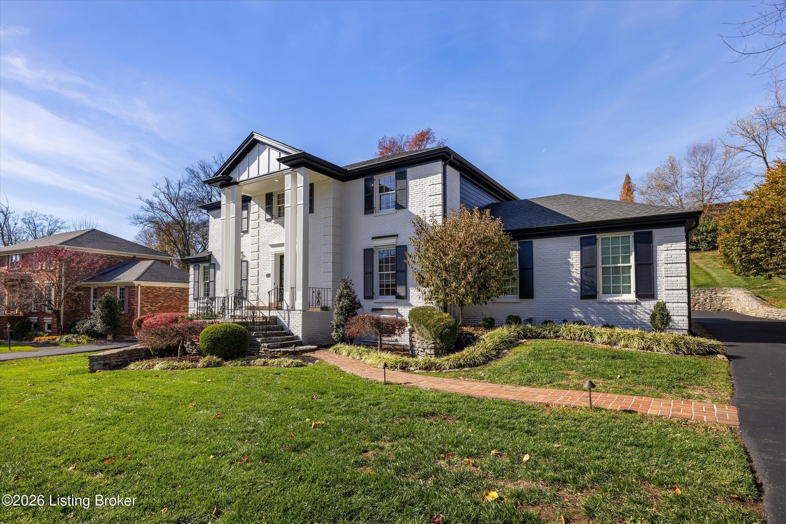 5509 Apache Road Louisville, KY 40207 - Photo 2 of 68 05-3U8A5431