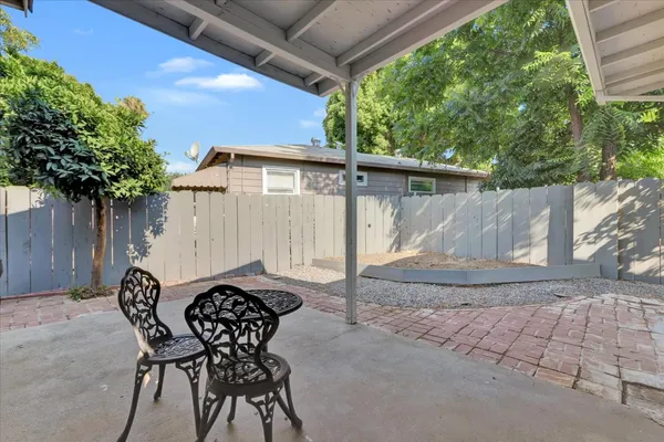 a view of an outdoor space