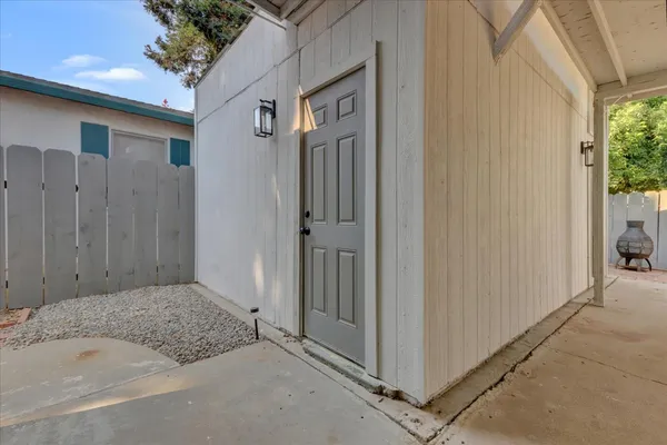 a view of a storage & utility room