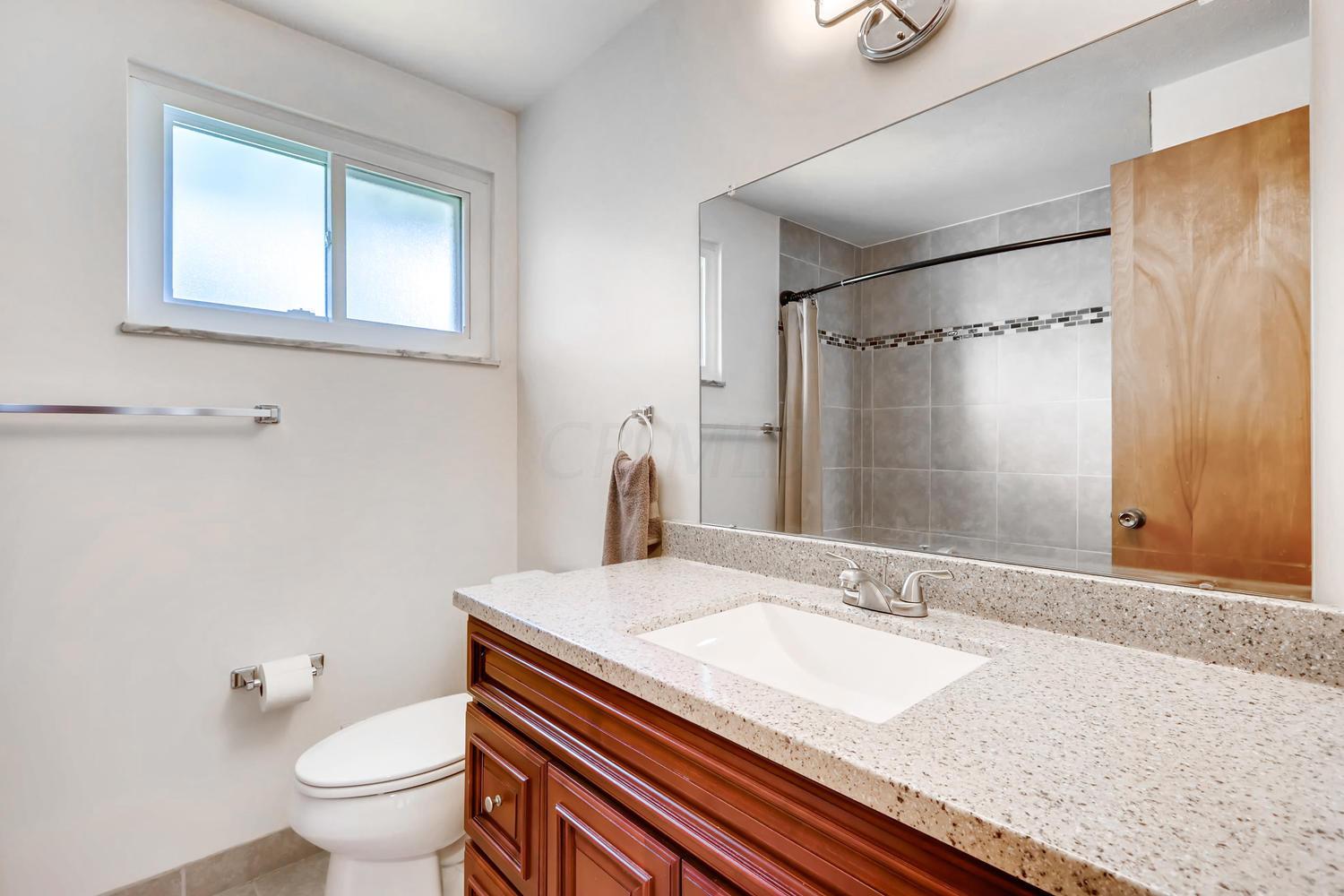 1139 Bernhard Road Columbus, OH 43227 - Photo 18 of 23 Gallery Image 18