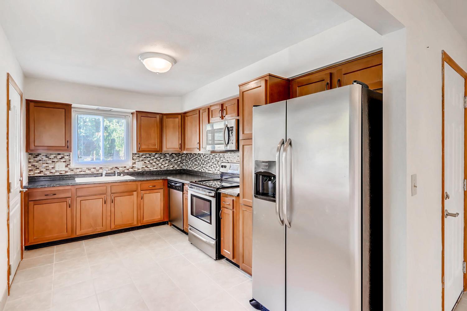 1139 Bernhard Road Columbus, OH 43227 - Photo 9 of 23 Gallery Image 9