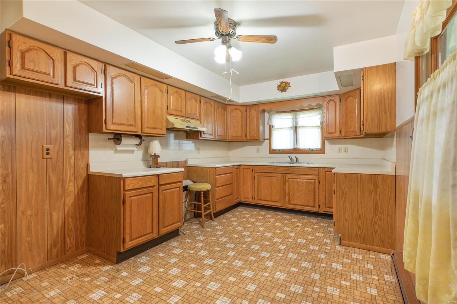 29211 Burch Road Jerseyville, IL 62052 - Photo 29 of 34 Gallery Image 29