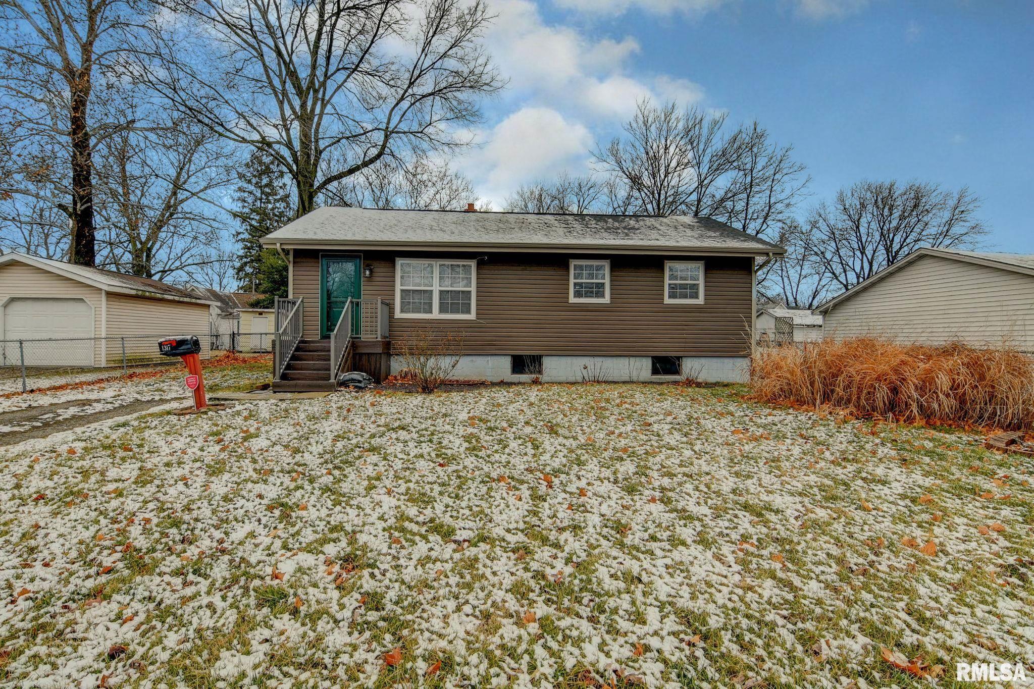 1317 North Peoria Road Springfield, IL 62702 - Photo 1 of 24
