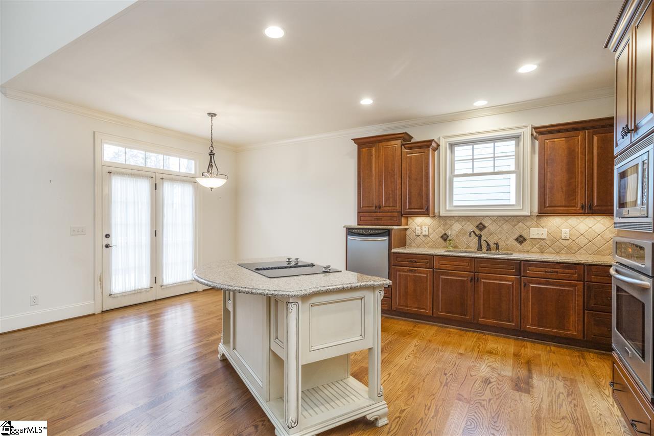 104 Martele Court Simpsonville, SC 29680 - Photo 2 of 17