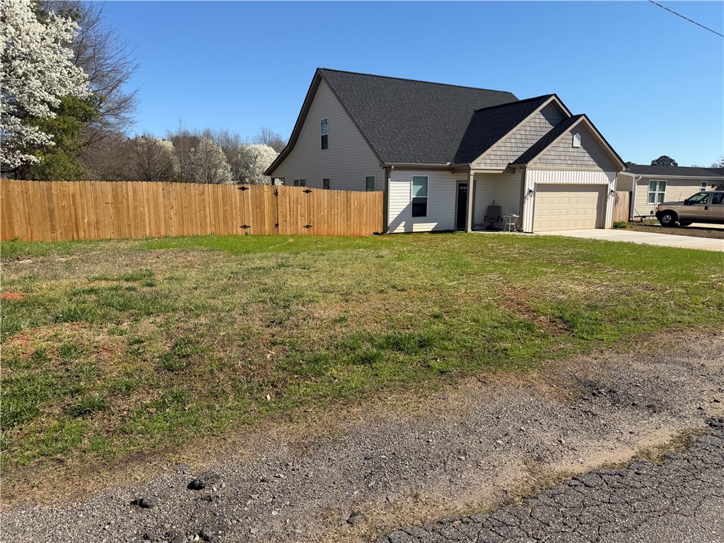 102 Turkey Trot Road Williamston, SC 29697 - Photo 2 of 37 This charming residence features a well-maintained exterior and a private yard.