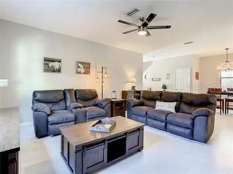 $3,400 | 6402 Yellow Buckeye Drive, Riverview, FL 33578