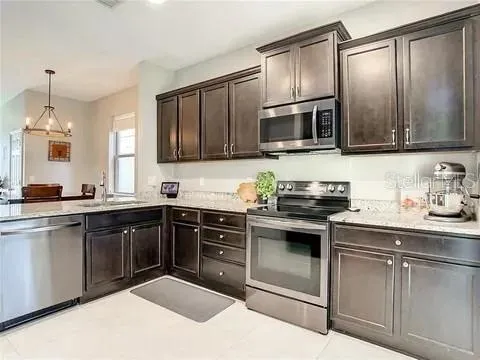 $3,400 | 6402 Yellow Buckeye Drive, Riverview, FL 33578