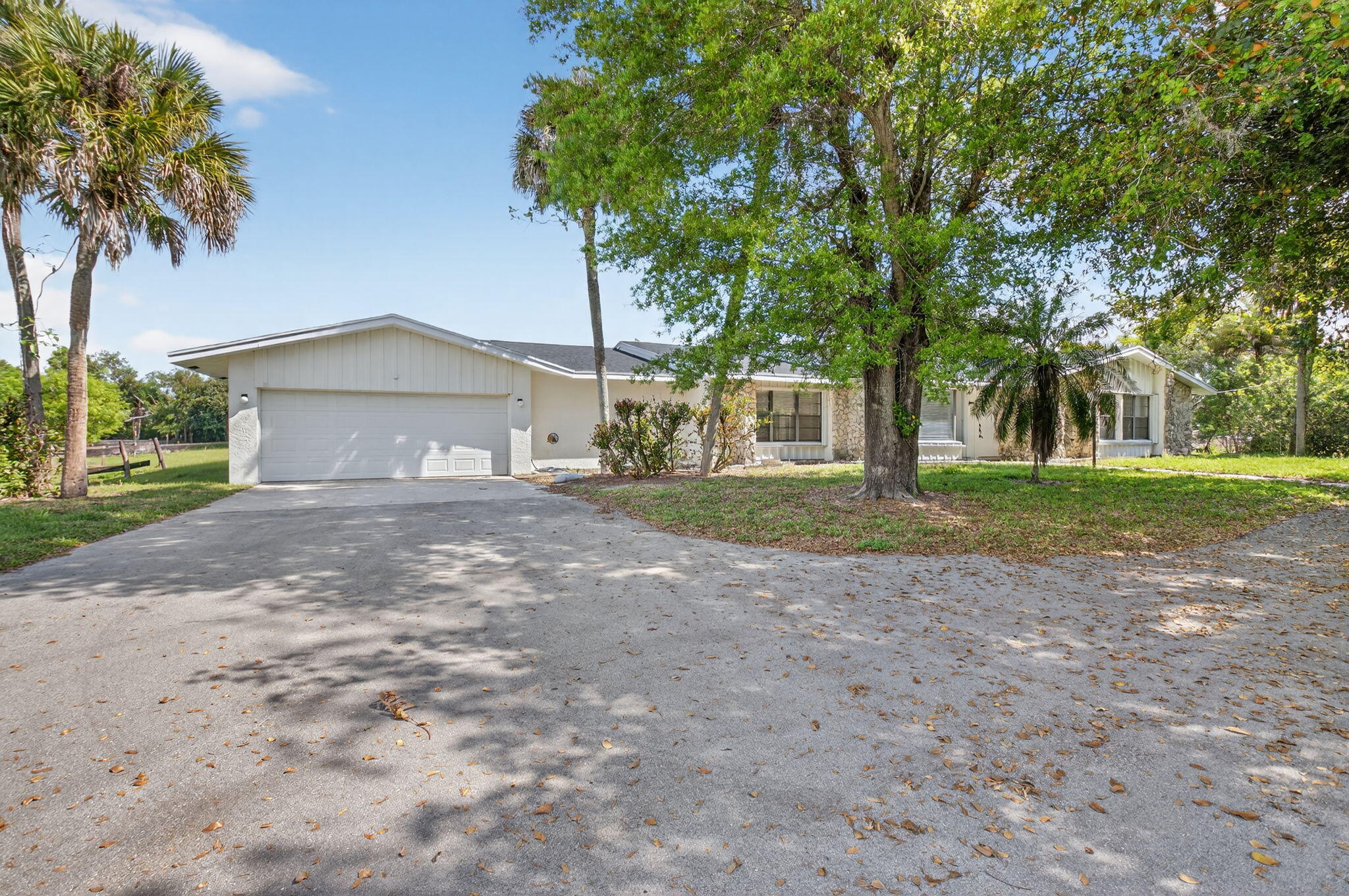 10157 La Reina Road Delray Beach, FL 33446 - Photo 2 of 74 3-web-or-mls-DSC_9537