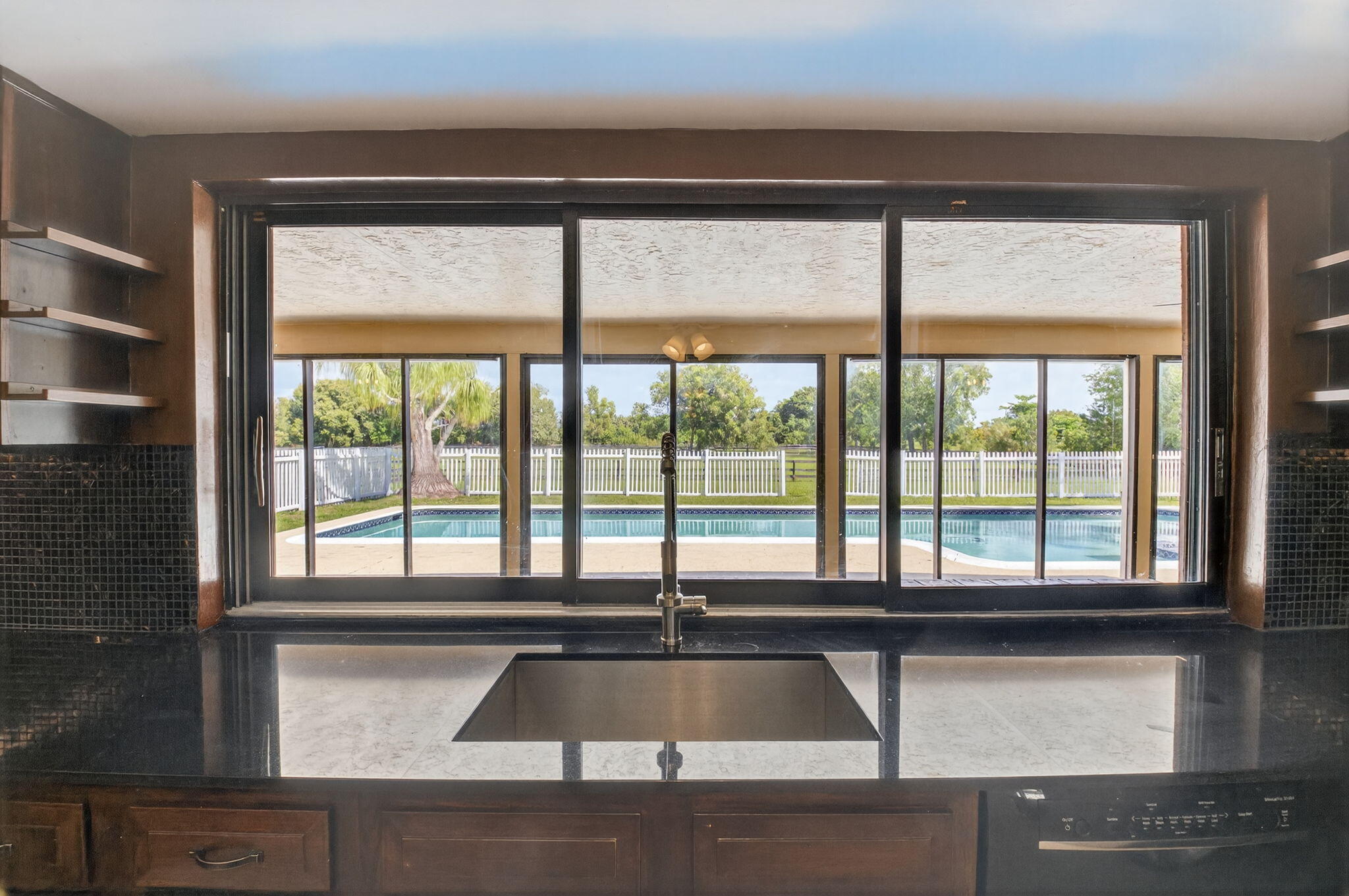 10157 La Reina Road Delray Beach, FL 33446 - Photo 23 of 74 22-web-or-mls-DSC_9630