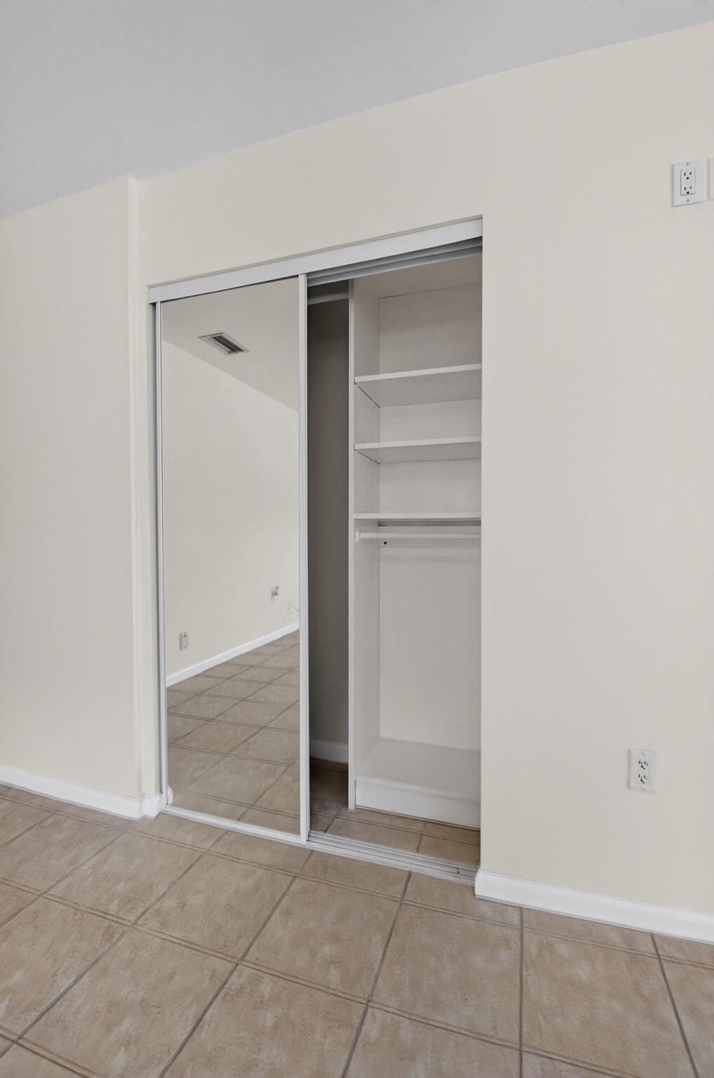 10157 La Reina Road Delray Beach, FL 33446 - Photo 36 of 74 36-web-or-mls-DSC_9704