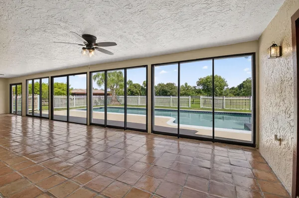 $7,200 | 10157 La Reina Road, Delray Beach, FL 33446