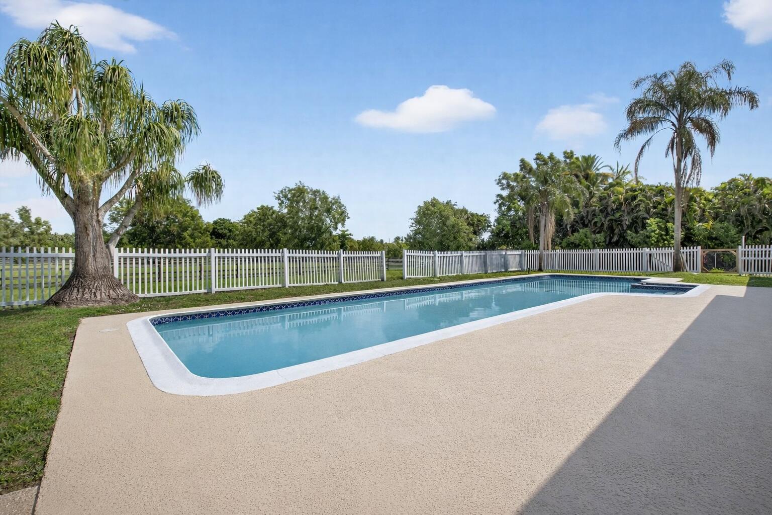 10157 La Reina Road Delray Beach, FL 33446 - Photo 51 of 74 Pool Pic 3