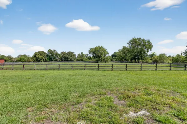 $7,200 | 10157 La Reina Road, Delray Beach, FL 33446