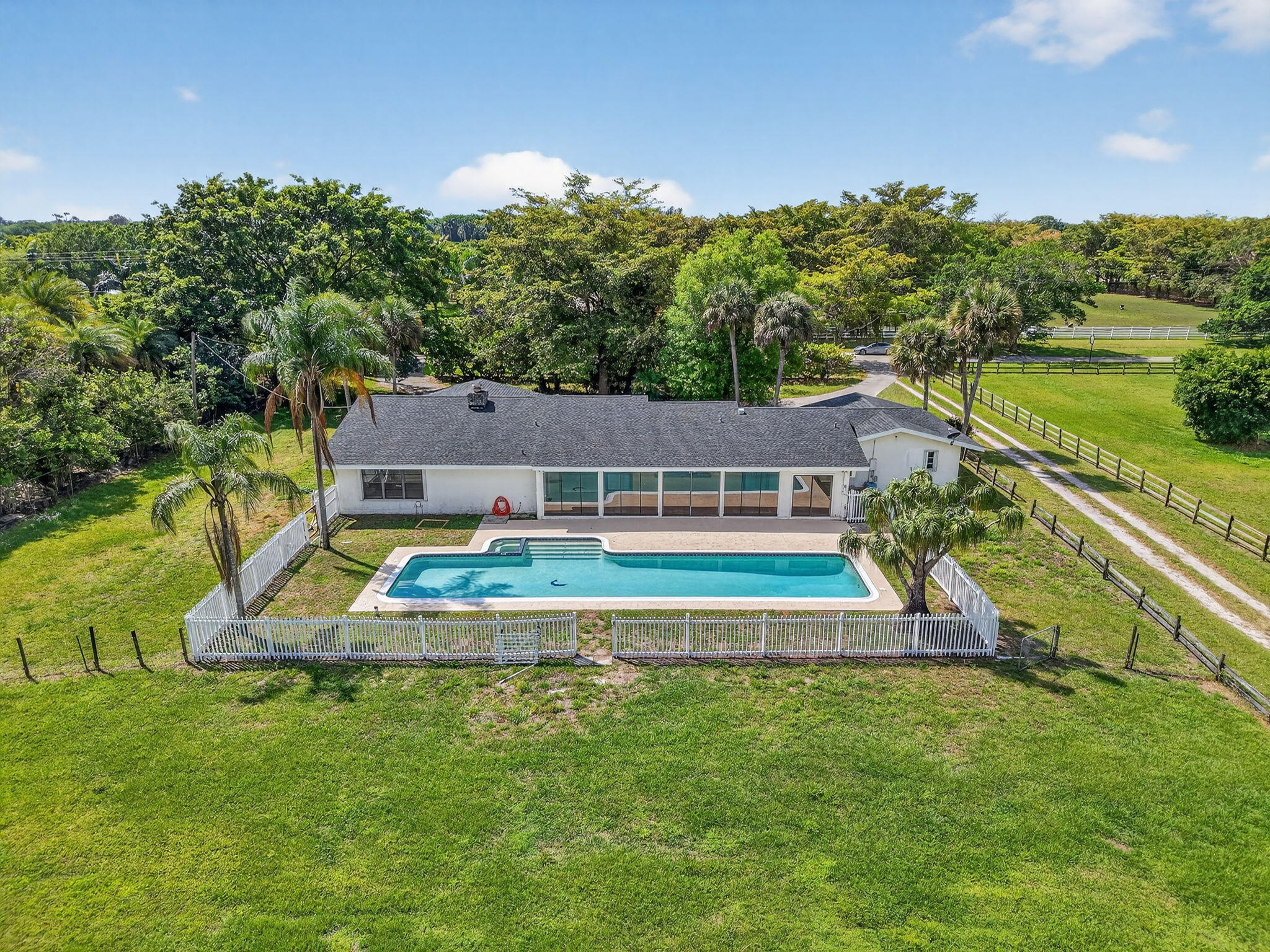 10157 La Reina Road Delray Beach, FL 33446 - Photo 66 of 74 66-web-or-mls-DJI_20260327113530_0146_D
