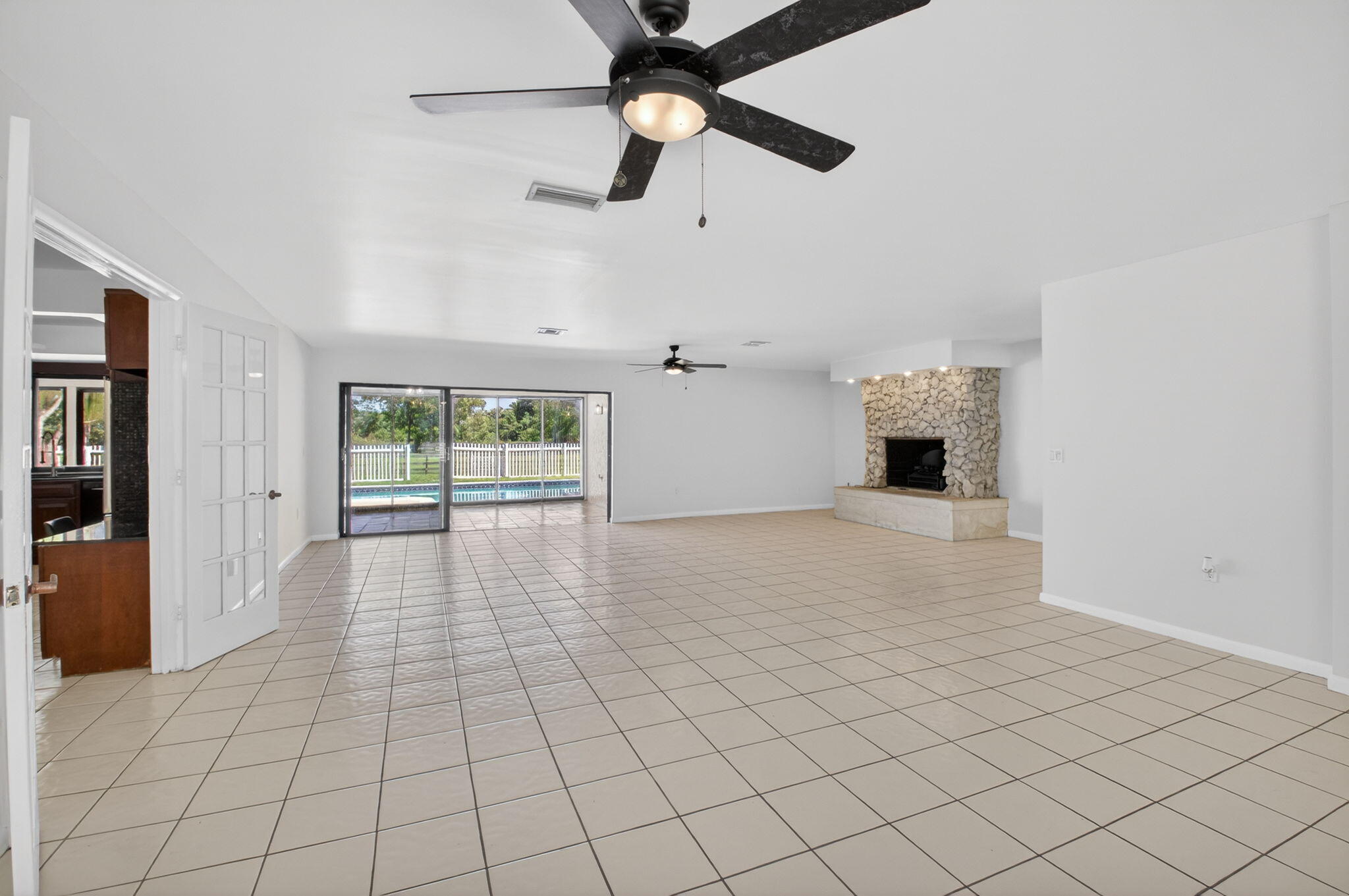 10157 La Reina Road Delray Beach, FL 33446 - Photo 9 of 74 8-web-or-mls-DSC_9560