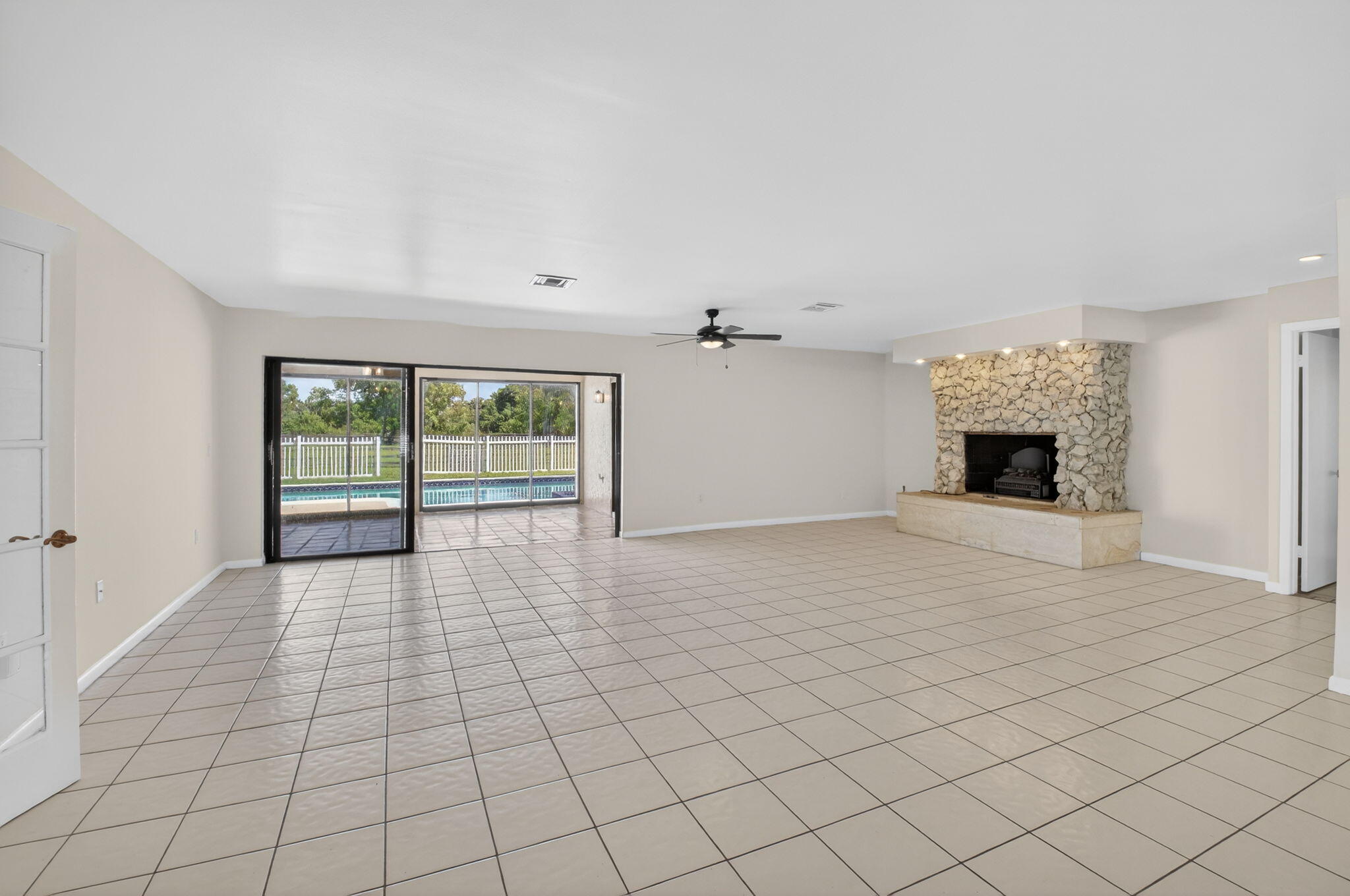 10157 La Reina Road Delray Beach, FL 33446 - Photo 10 of 74 9-web-or-mls-DSC_9569