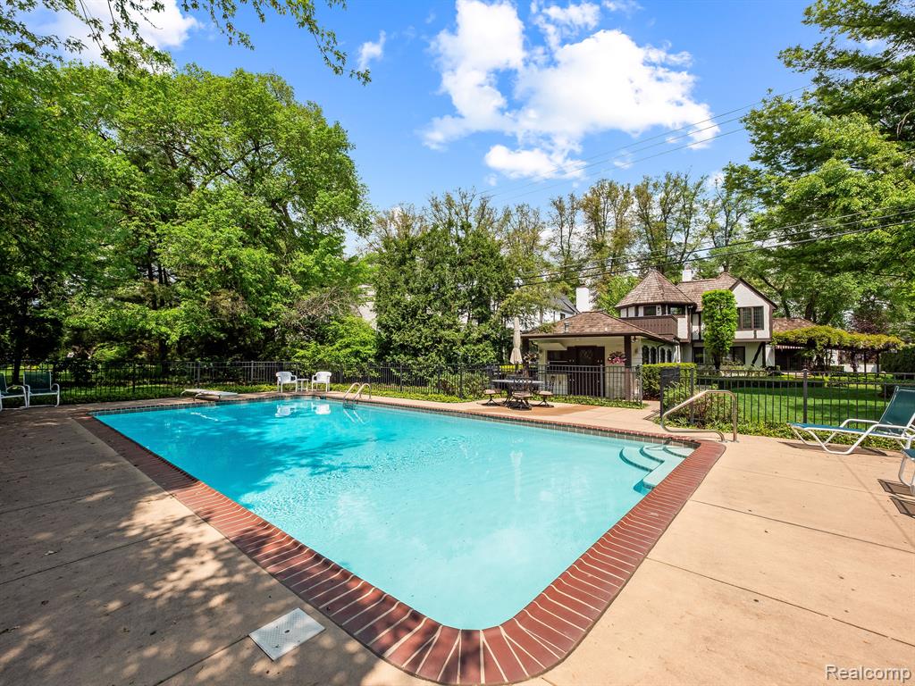 404 Linden Road Birmingham, MI 48009 - Photo 45 of 51