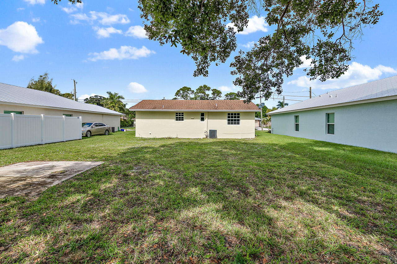 6894 3rd Street Jupiter, FL 33458 - Photo 12 of 12 Backyard
