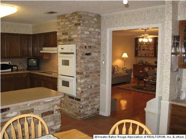 2657 Woodland Ridge Avenue Baton Rouge, LA 70816 - Photo 5 of 8