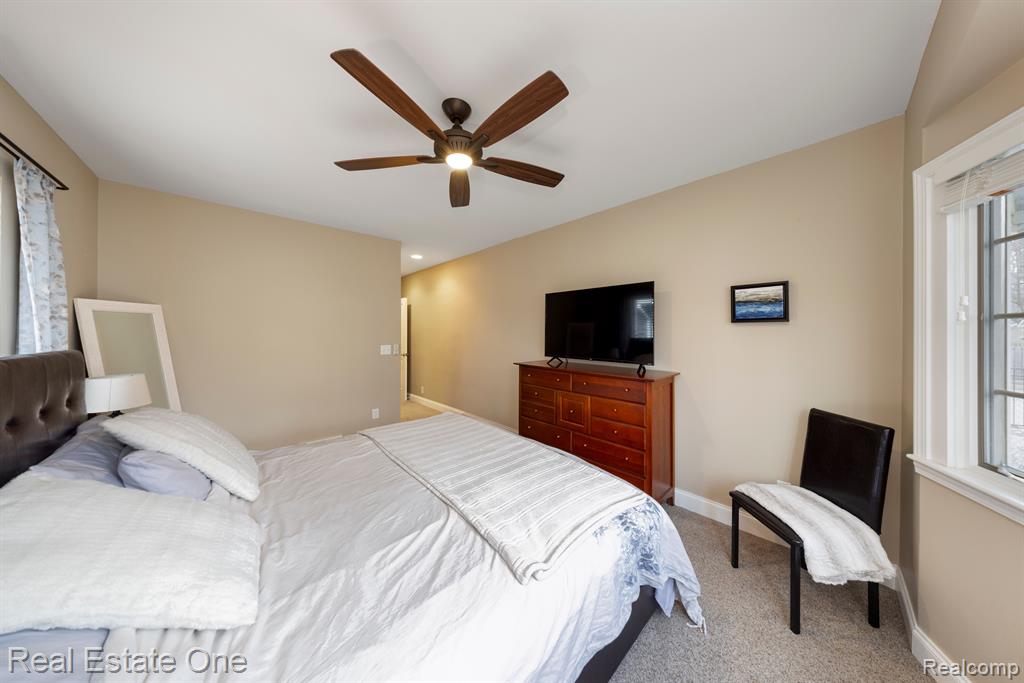 421 North Castell Avenue Rochester, MI 48307 - Photo 29 of 50
