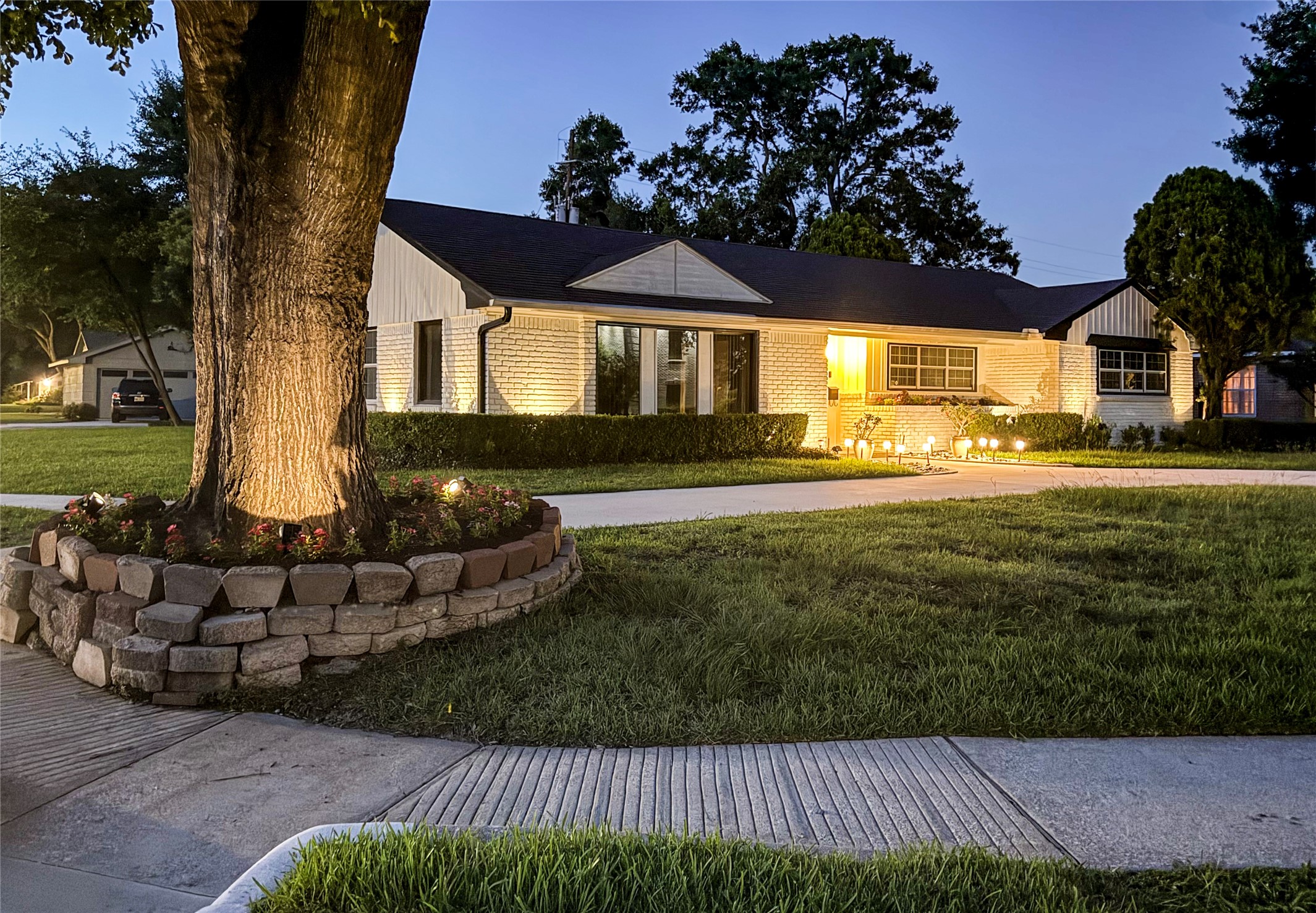 5666 Overbrook Lane Houston, TX 77056 - Photo 36 of 36