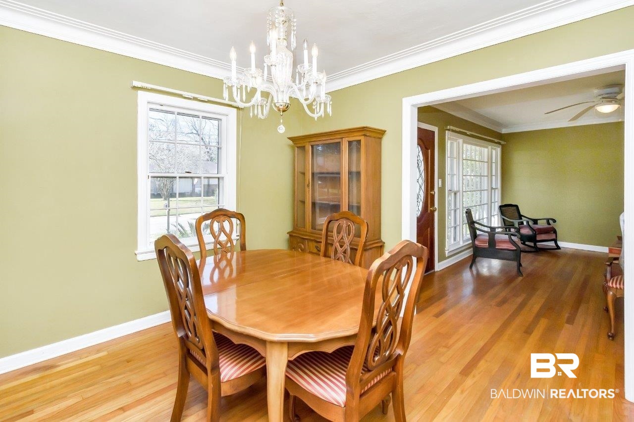 17 West Chadwick Drive Mobile, AL 36606 - Photo 5 of 24