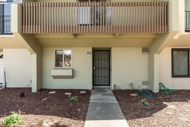 $3,850 | 1115 Camino Del Valle, Alameda, CA 94502