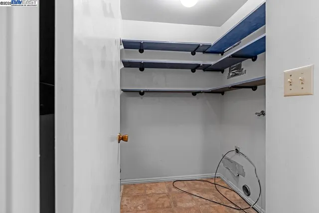 $3,850 | 1115 Camino Del Valle, Alameda, CA 94502