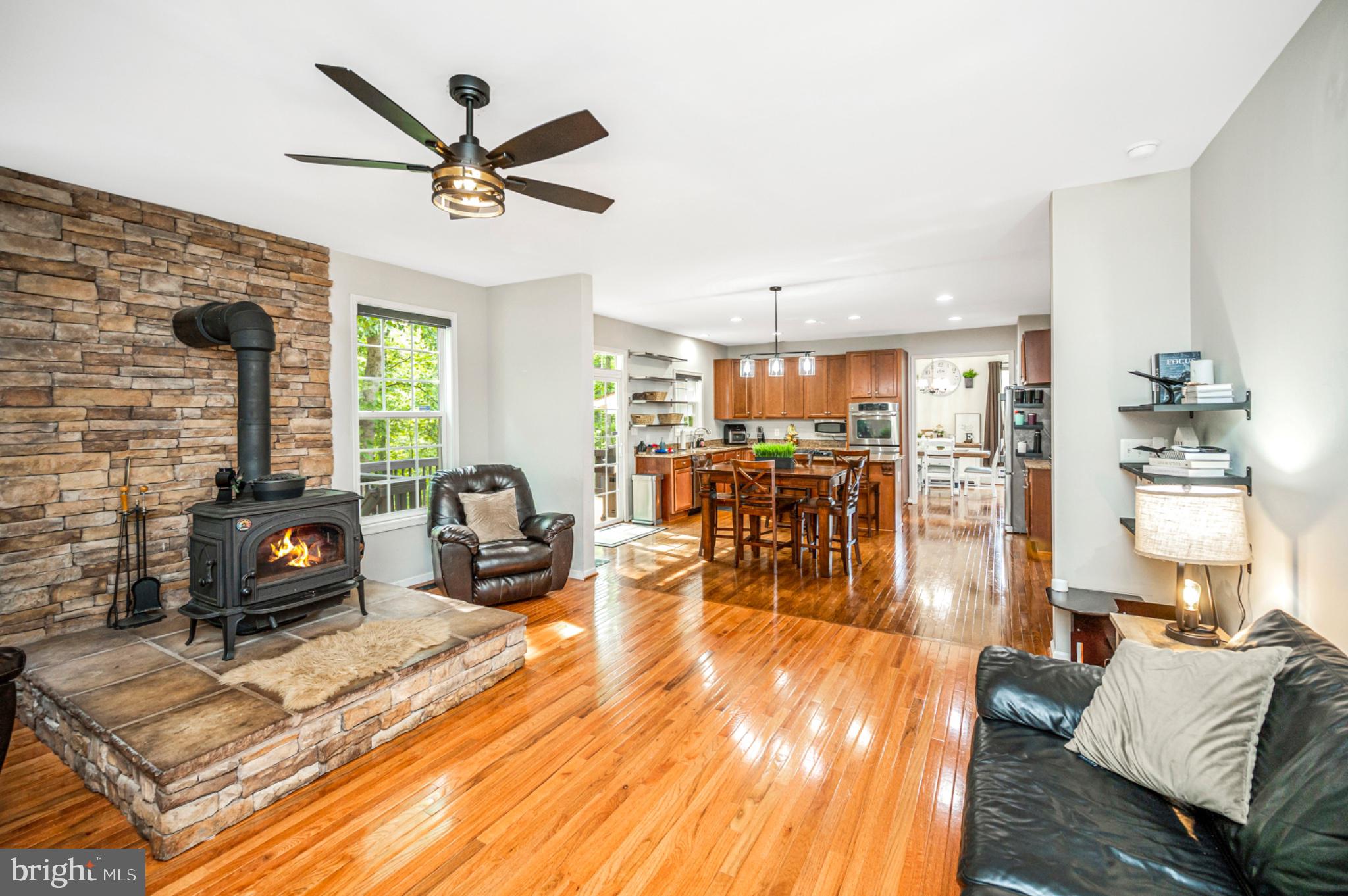 239 Toluca Road Stafford, VA 22556 - Photo 45 of 75 Cozy living space with rustic charm.