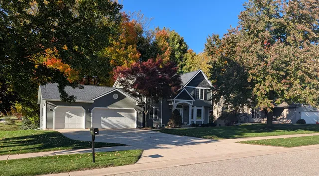$474,000 | 5361 Cottondale Street Southwest, Wyoming, MI 49519