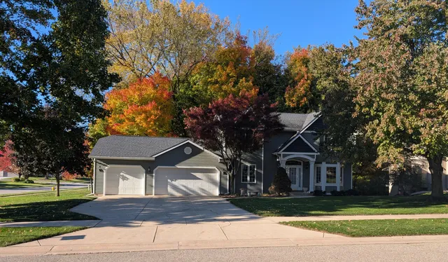 $474,000 | 5361 Cottondale Street Southwest, Wyoming, MI 49519